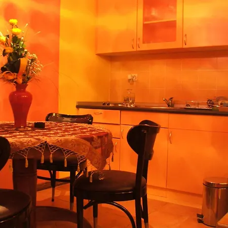 Apartment Lira